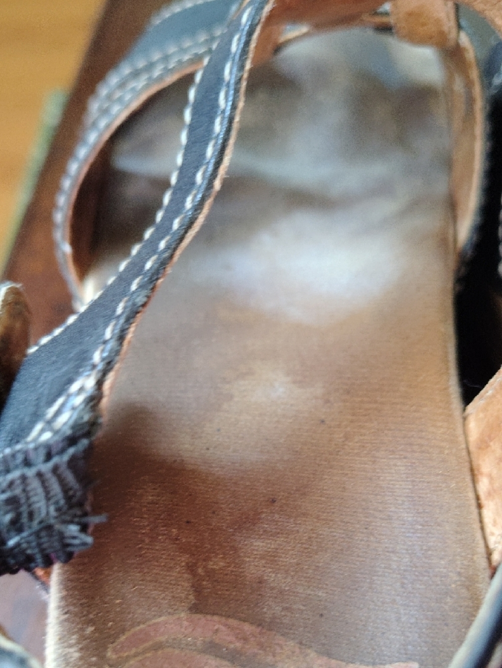 Dansko Black Leather Open Toe Platform Clogs/Sandals with Wood-Effect Sole - Picture 15 of 16
